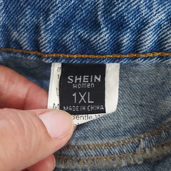 Shein Denim Cut Off Shorts High Rise Cheeky Fit Size 1XL - Picture 8 of 9